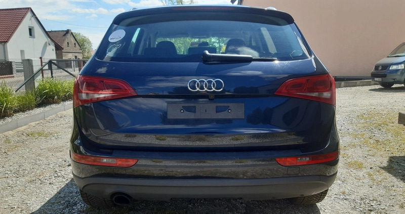 Audi Q5 cena 31900 przebieg: 227416, rok produkcji 2011 z Leszno małe 191